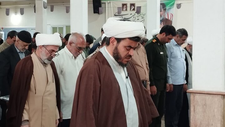 تصاویر/ اقامه نماز جمعه شهرستان باروق