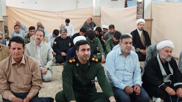 تصاویر/ اقامه نماز جمعه شهرستان باروق