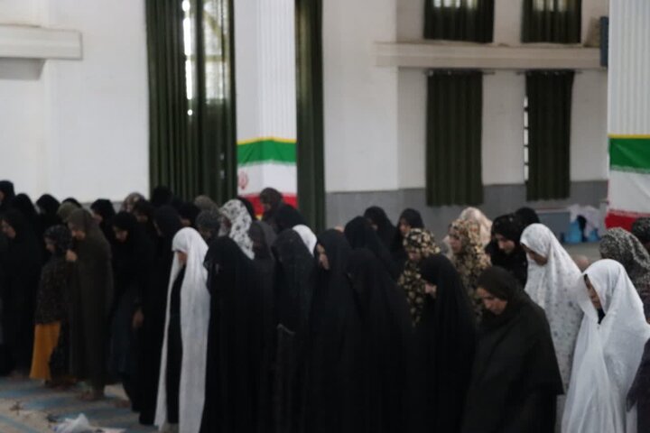 تصاویر/ اقامه نمازجمعه شهر قلعه‌گنج