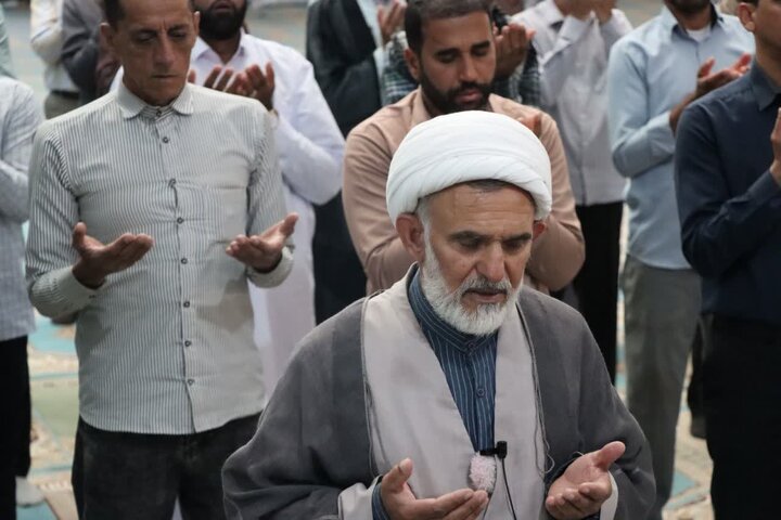 تصاویر/ اقامه نمازجمعه شهر قلعه‌گنج