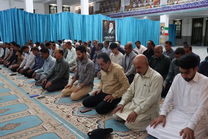 تصاویر/ اقامه نمازجمعه شهر قلعه‌گنج