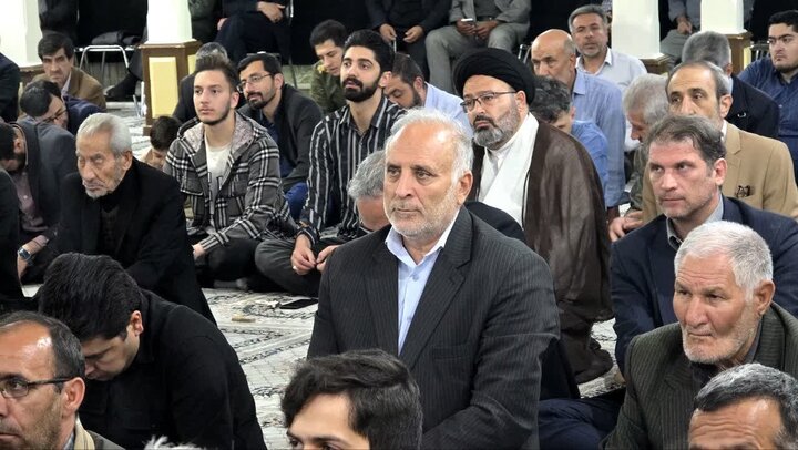 تصاویر/ اقامه نماز جمعه ماکو