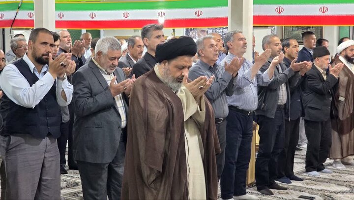 تصاویر/ اقامه نماز جمعه ماکو