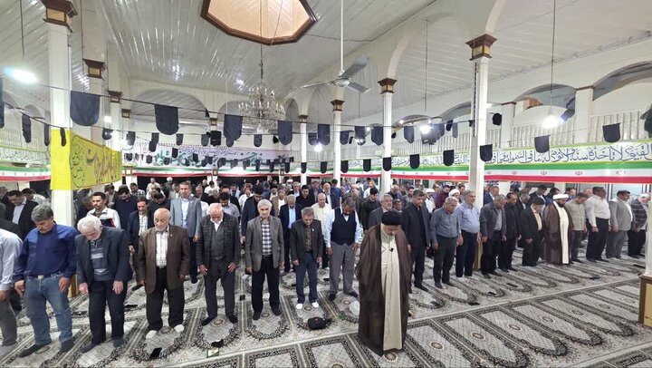 تصاویر/ اقامه نماز جمعه ماکو