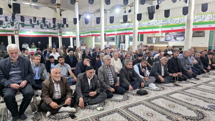 تصاویر/ اقامه نماز جمعه ماکو