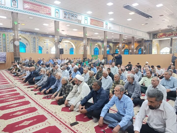 تصاویر/ اقامه نمازجمعه شهر باغین