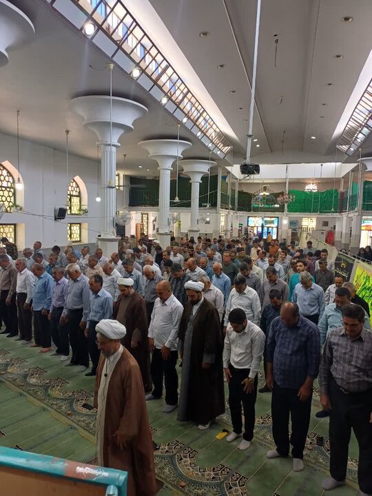 تصاویر/ اقامه نمازجمعه امین‌شهر