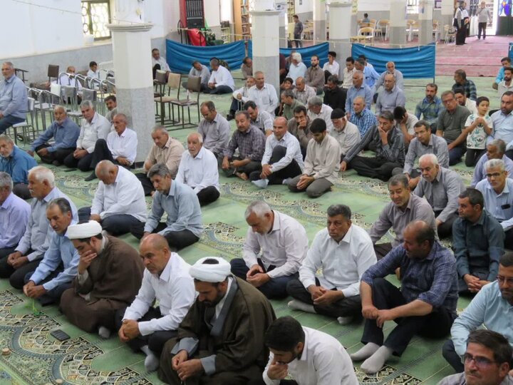 تصاویر/ اقامه نمازجمعه امین‌شهر