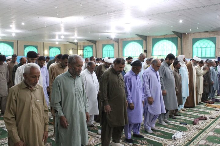 تصاویر/ آیین عبادی سیاسی نماز جمعه شهرستان دلگان