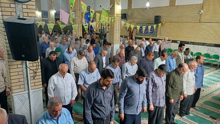 تصاویر/اقامه نماز عبادی سیاسی جمعه در زرندیه