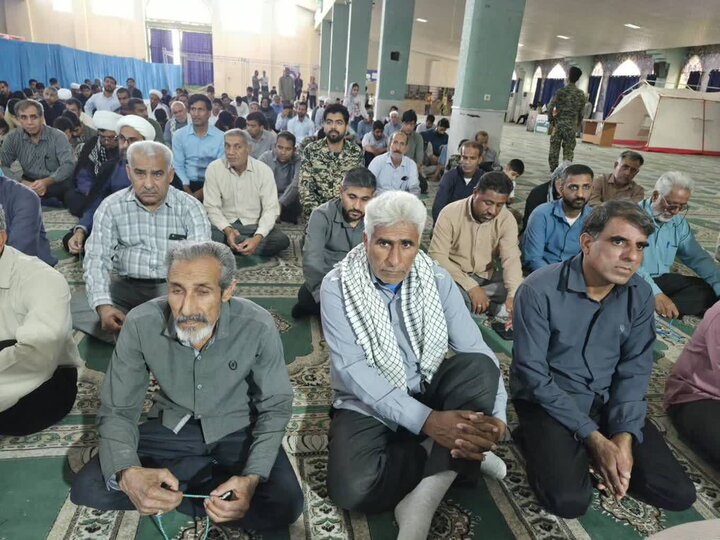 تصاویر/ اقامه نمازجمعه شهر عنبرآباد
