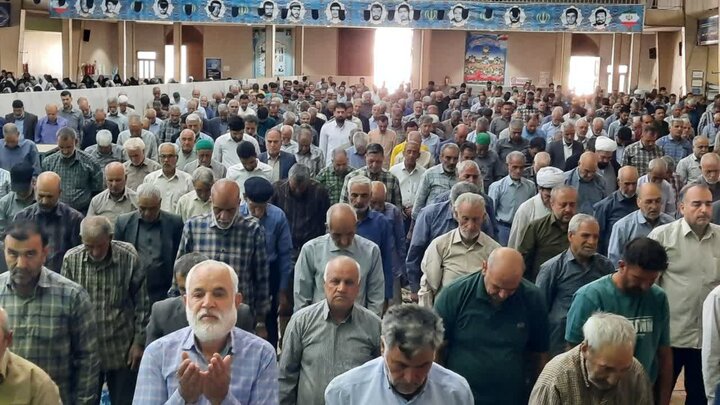 تصاویر/اقامه نماز عبادی سیاسی جمعه در خمین