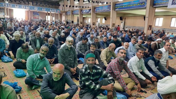تصاویر/اقامه نماز عبادی سیاسی جمعه در خمین