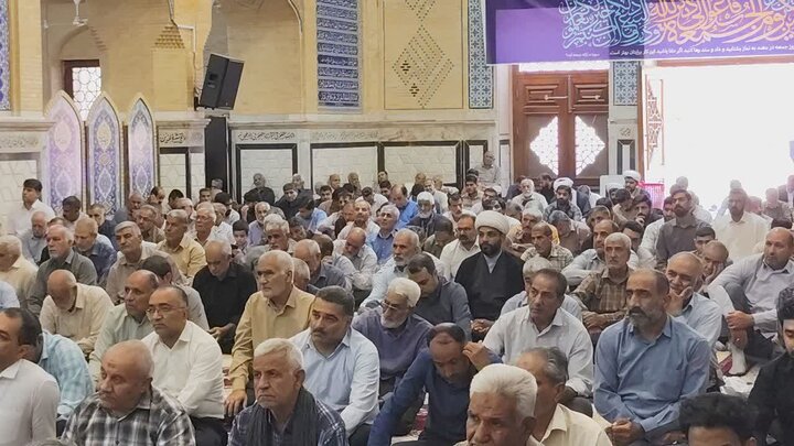 تصاویر/ اقامه نمازجمعه شهر بم