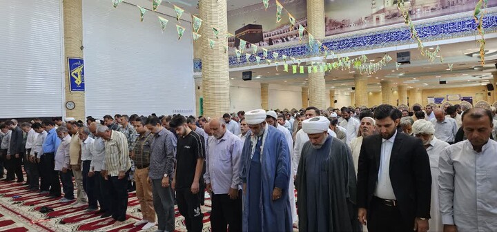 نماز جمعه کنگان به روایت تصویر