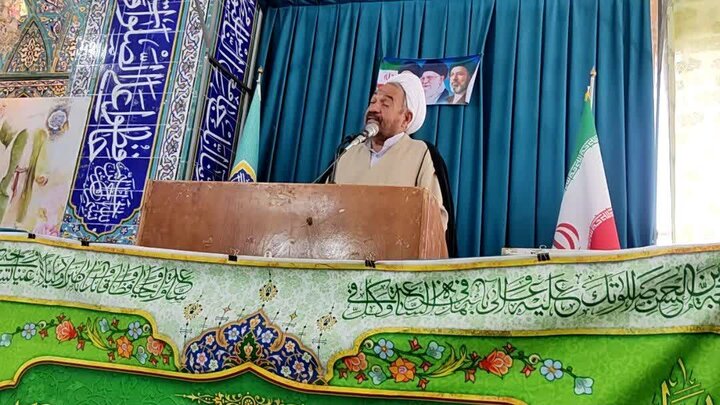تصاویر/ اقامه نمازجمعه شهر بهرمان