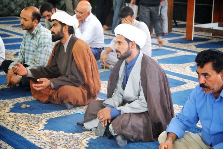 تصاویر/ اقامه نمازجمعه شهر نرماشیر