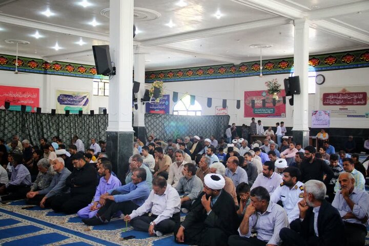 تصاویر/ اقامه نمازجمعه شهر نرماشیر