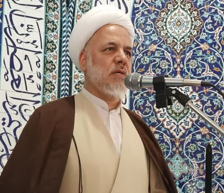 تصاویر/اقامه نماز عبادی سیاسی جمعه در ساوه
