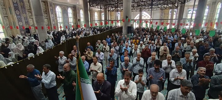 تصاویر/ اقامه نمازجمعه شهر بردسیر