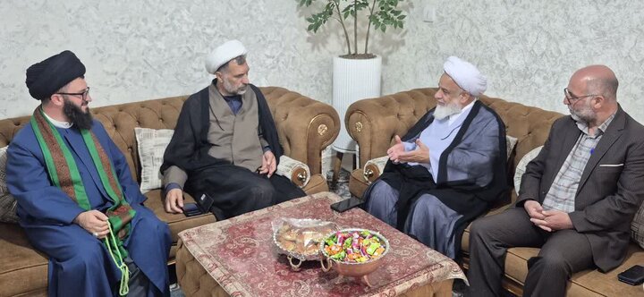 تصاویر / دیدار امام جمعه شهرستان آبیک   با جمعی از سادات شهر آبیک