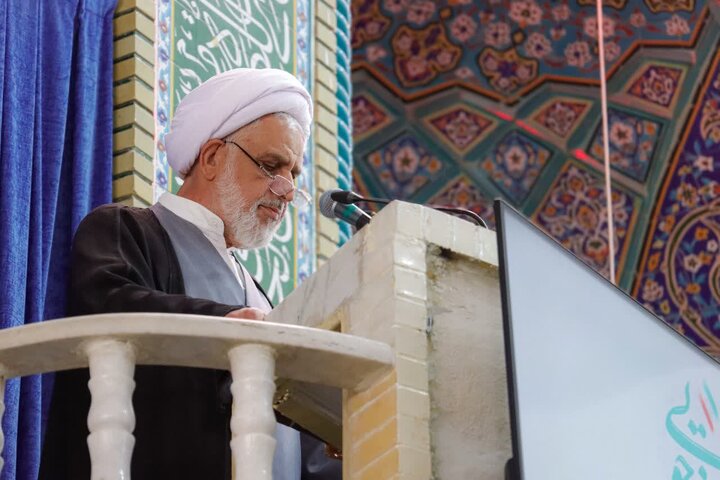 تصاویر/ اقامه نمازجمعه شهر کرمان