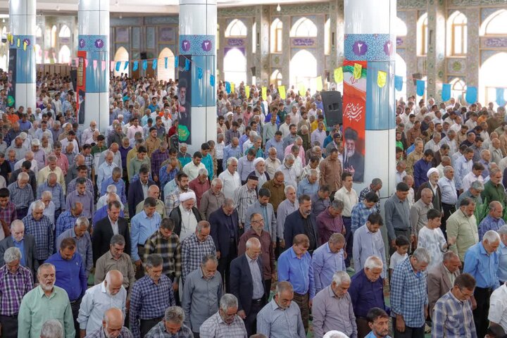 تصاویر/ اقامه نمازجمعه شهر کرمان
