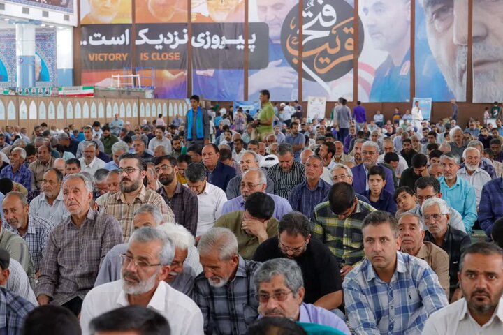 تصاویر/ اقامه نمازجمعه شهر کرمان