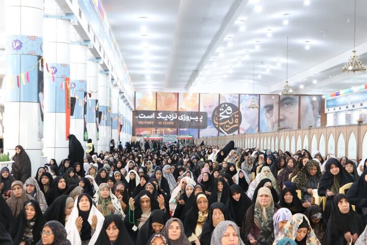 تصاویر/ اقامه نمازجمعه شهر کرمان