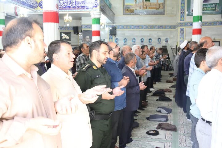تصاویر / اقامه نماز جمعه در مصلی های سراسر استان همدان