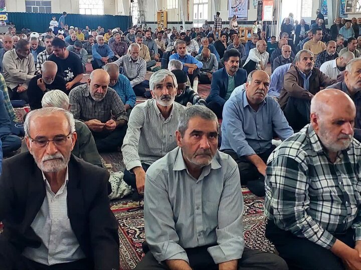 تصاویر / اقامه نماز جمعه در مصلی های سراسر استان همدان