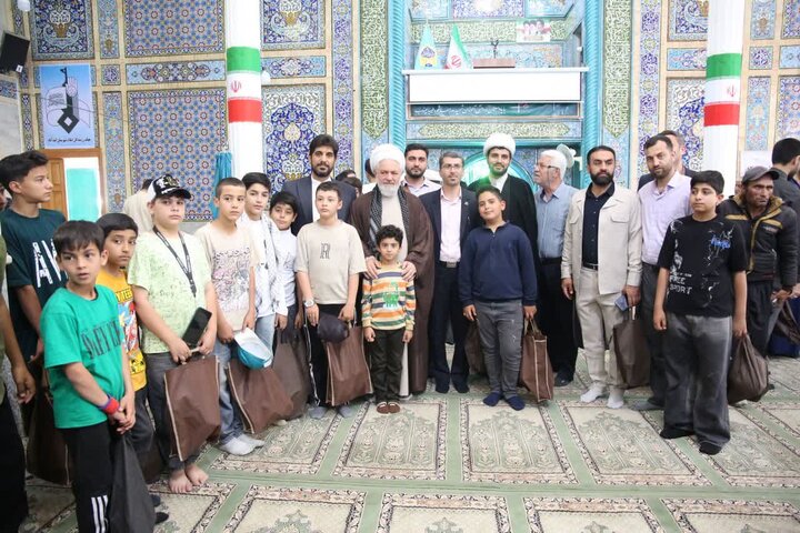 تصاویر / اقامه نماز جمعه در مصلی های سراسر استان همدان