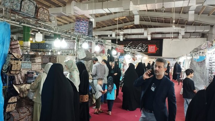 تصاویر/ نمایشگاه رویداد ایران ۱۴۳۰ در مصلّای شهرستان بابل