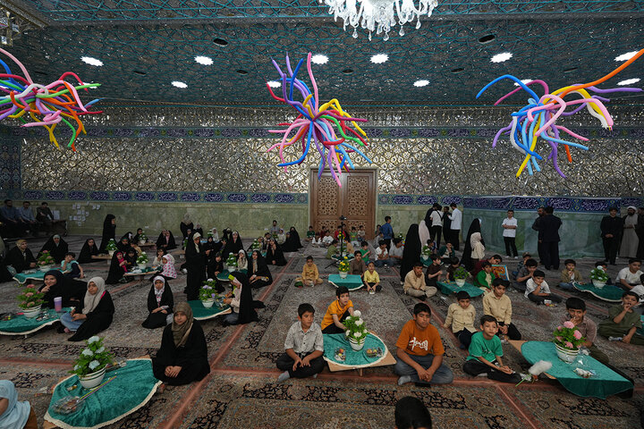 برپایی جشن عید غدیر ویژه کودکان در حرم بانوی کرامت