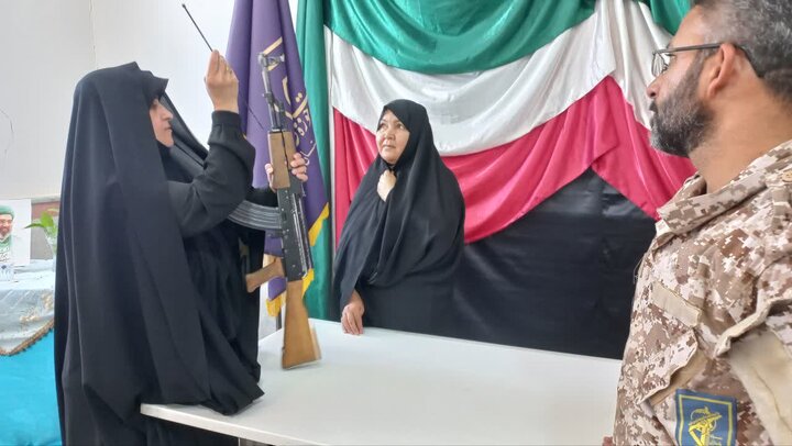 برگزارری کلاس آموزشی اسلحه شناسی مدرسه‌علمیه‌فاطمه‌الزهرا‌لبتول‌ کشکوئیه