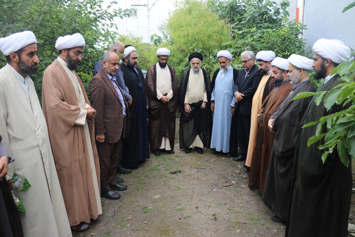 آئین کلنگ‌زنی ساختمان استادسرا مدرسه علمیه امام صادق (ع) بندرترکمن با حضور عضو شورای‌عالی حوزه‌های علمیه + تصاویر