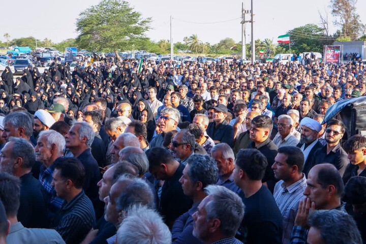 تصاویر/ تشییع شهید کریمی در تنگستان