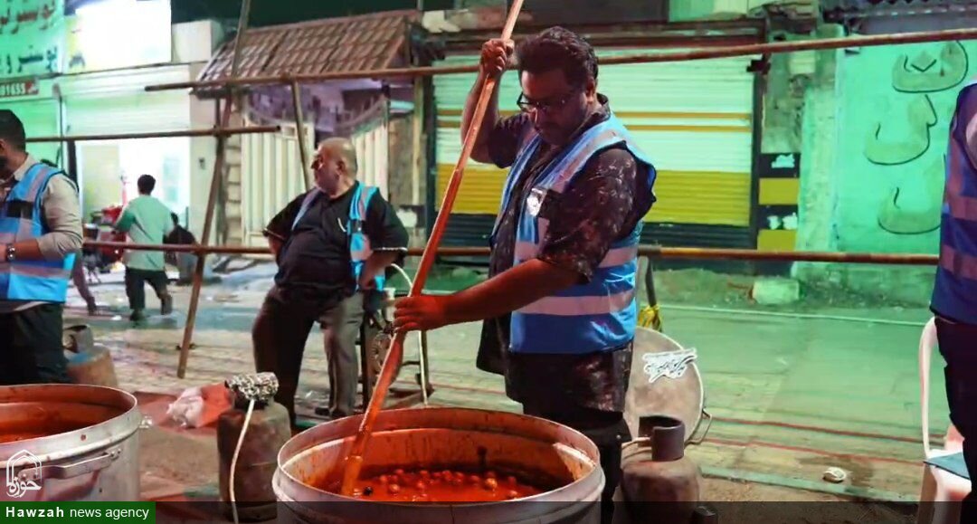 فیلم | روایتی کوتاه از روند پخت ۱۴ هزار پرس غذای متبرک در مسجد الغدیر اهواز