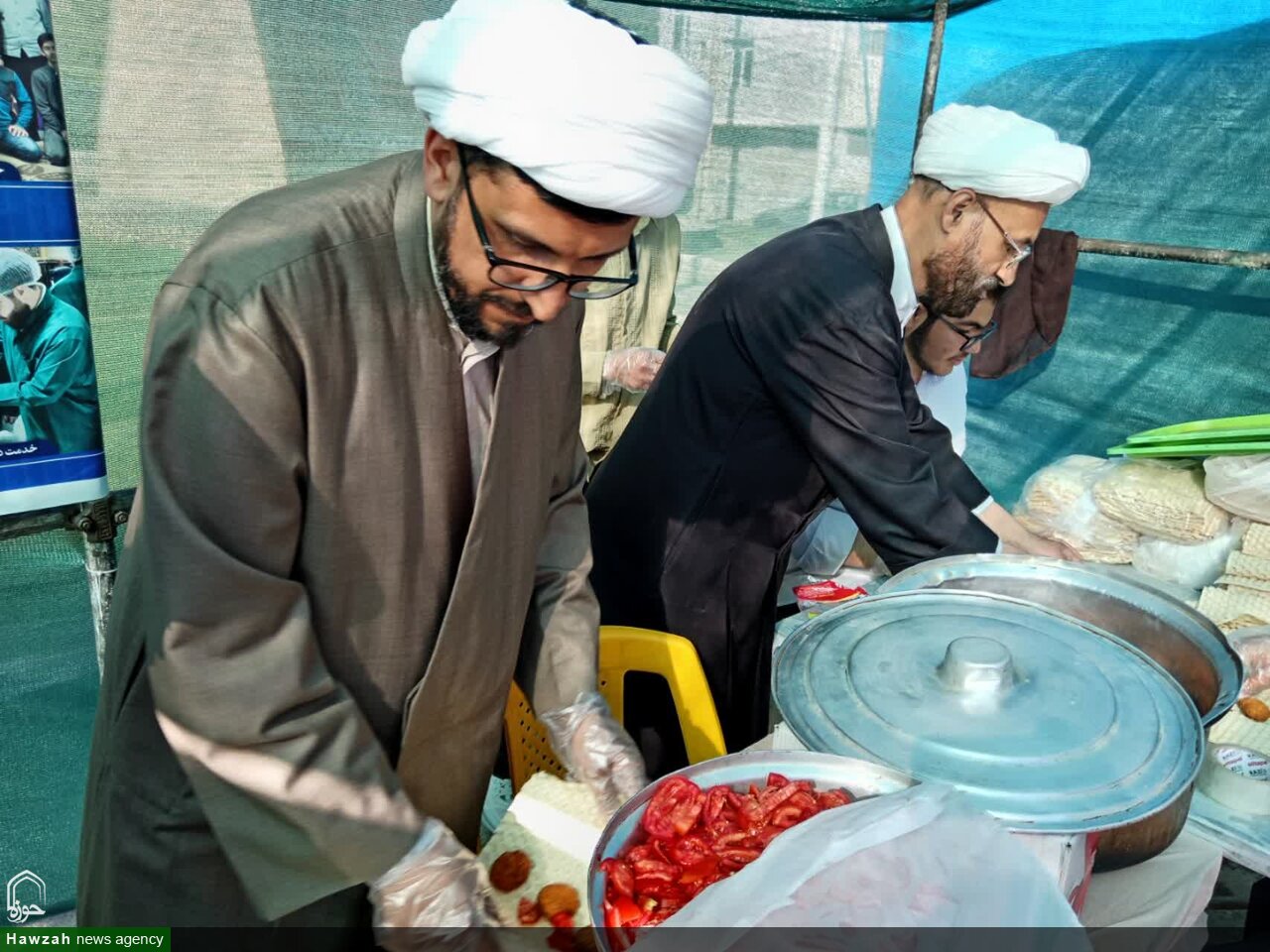 ایستگاه صلواتی مدرسه علمیه شیخ علیخانی شهرستان تویسرکان