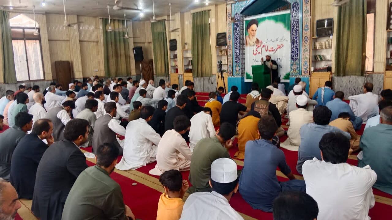 انقلاب اسلامی امتداد پیام غدیر و ثمره یک نهضت الهی است