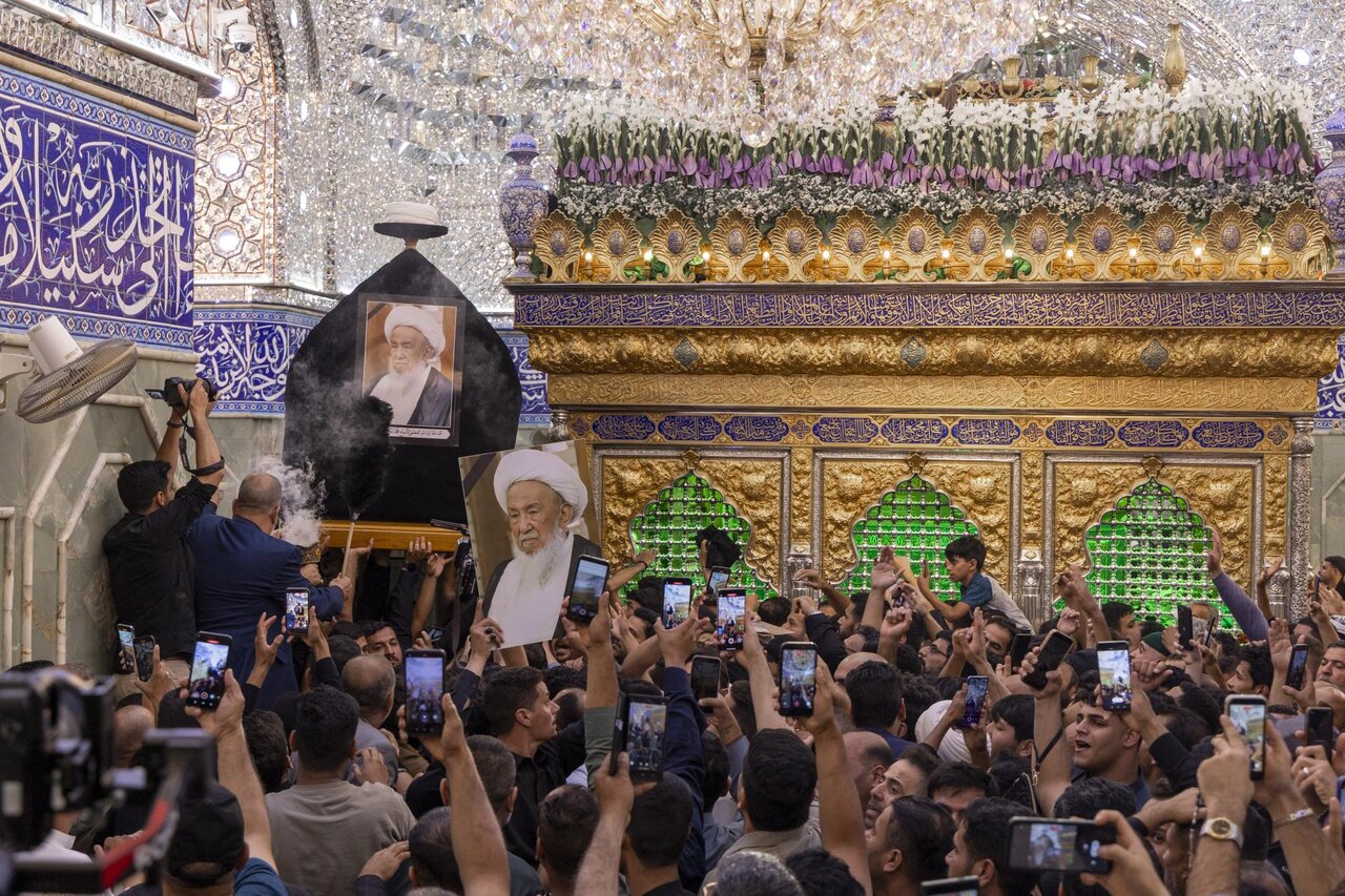 تصاویر/ تشییع پیکر آیت الله العظمی فیاض در حرم حضرت اباالفضل العباس (علیه السلام)