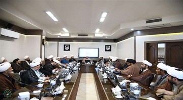 نشست هم‌اندیشی مسئولان و کارشناسان علمی مدارس سطح ۲ و ۳ مشهد برگزار شد