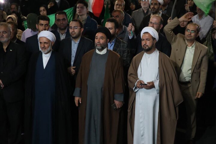 تصاویر/ حماسه مردم ارومیه در نود و هفتمین شب متوالی در دفاع از نظام اسلامی