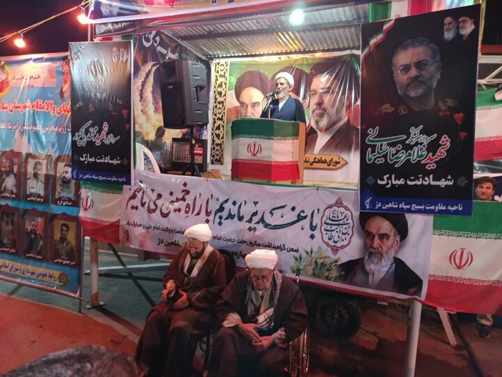 تصاویر/ تداوم مقاومت و ایستادگی مردم شاهین دژ در اجتماعات شبانه