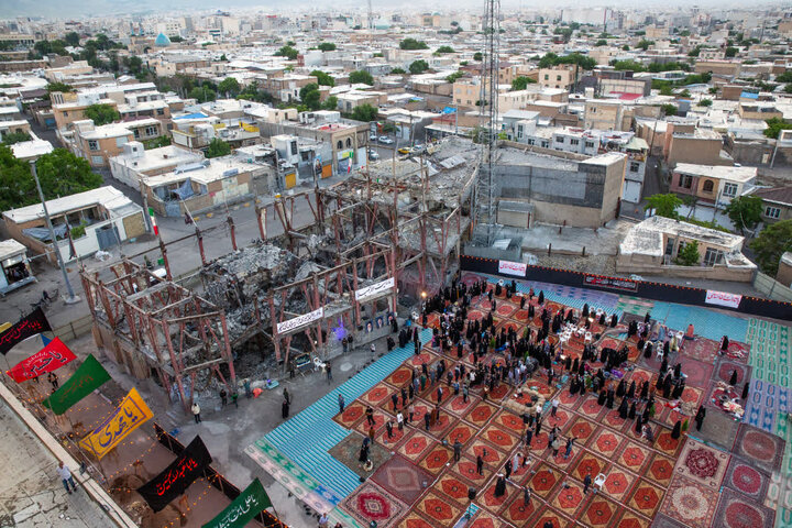 آیین طلا کاری گنبد زخمی حسینیه اعظم زنجان