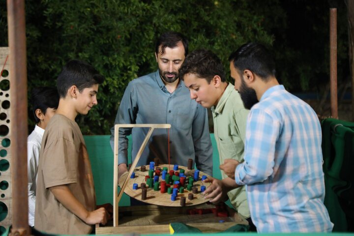 تصاویر/ غرفه های حوزه علمیه یزد در جشن غدیر حسینیه سید محمد آقا