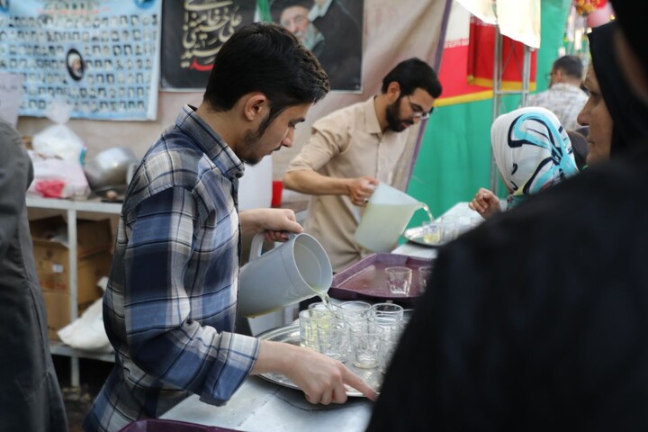 تصاویر/ حضور مواکب حوزه علمیه در جشن مردمی غدیر
