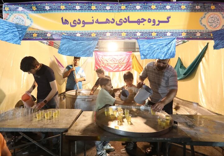 تصاویر/ برپایی شادراه حیدریون در بلوار انتظار