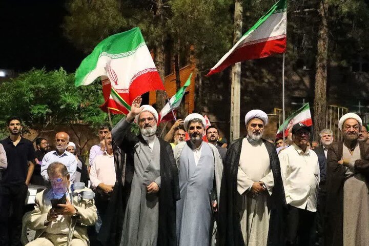 تصاویر/ اجتماع مردمی «شب‌های اقتدار» شهرستان سمنان