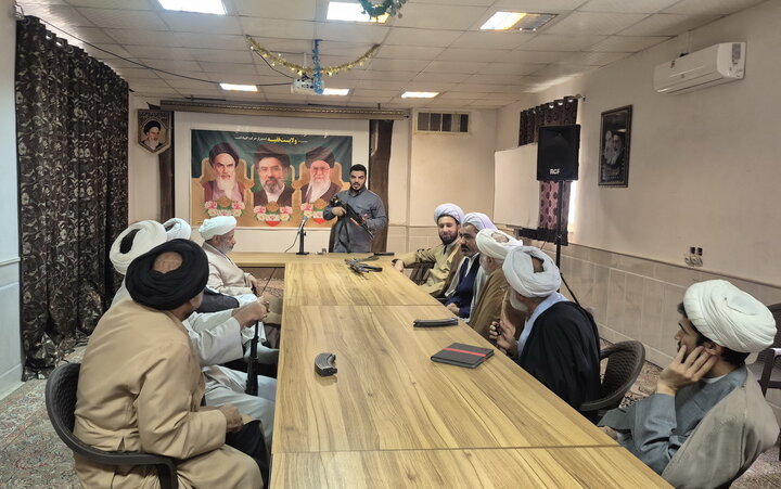 تصاویر/ آموزش نظامی استادان مدرسه علمیه آیت‌الله مصطفوی(ره)
